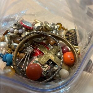Lot of odds & ends jewelry